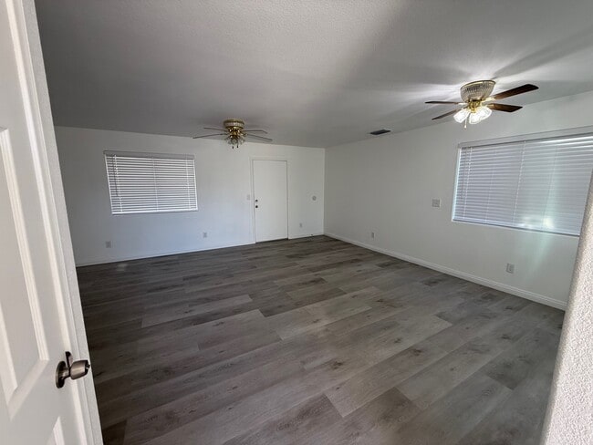 Photo - 24958 Pso Robles