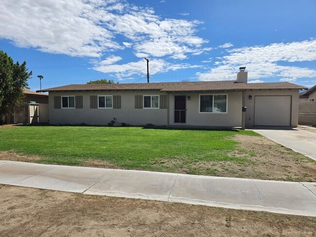 Building Photo - 81247 Palmyra Ave