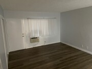Photo - 1/2 OFF FIRST MONTH'S RENT Downstairs studio -  ALL UTILITIES PAID Unit 832 #10