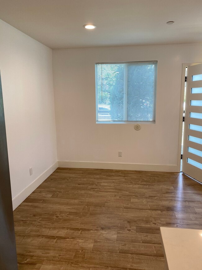 Dining Area - 10930 Hartsook St Unit 10930