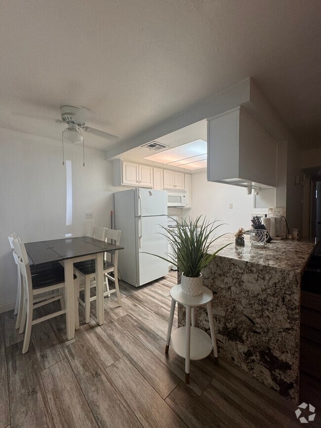 Building Photo - 82567 Avenue 48 Unit #59 Rental