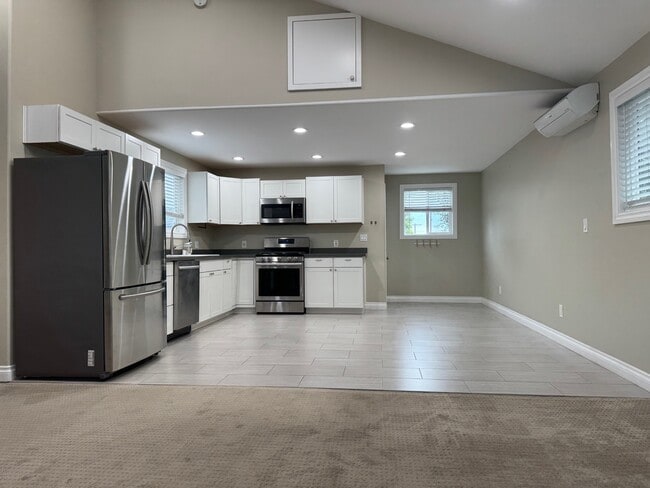 Photo - 16357 Vintage St