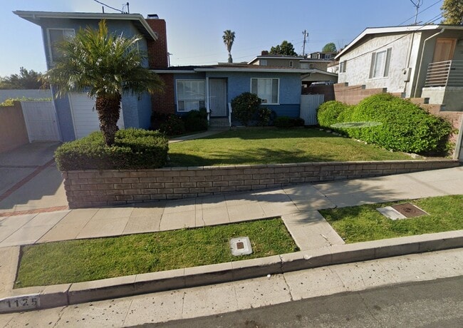 Photo - 1125 W Crestwood Ave House