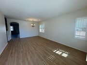 Photo - 4 Bedroom + Utility Room / 3.5 Bath Home F...
