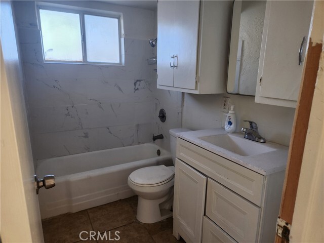 Photo - 25498 Dayton Ave