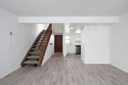 Photo - Tri-Level La Jolla Townhouse with Washer/Dryer and Garage!