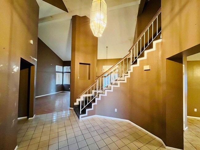 Photo - 44339 Fenner Ave