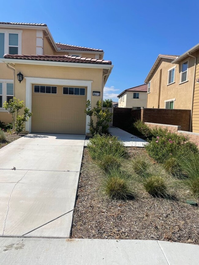 Building Photo - 26389 Valencia Wy Unit 26389 Valencia Way #2