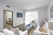 2BR, 2BA - 1002 SF - Thirty-Three North