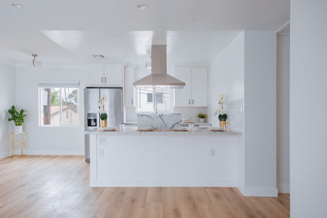 Photo - 1211 Detroit N St Unit 16