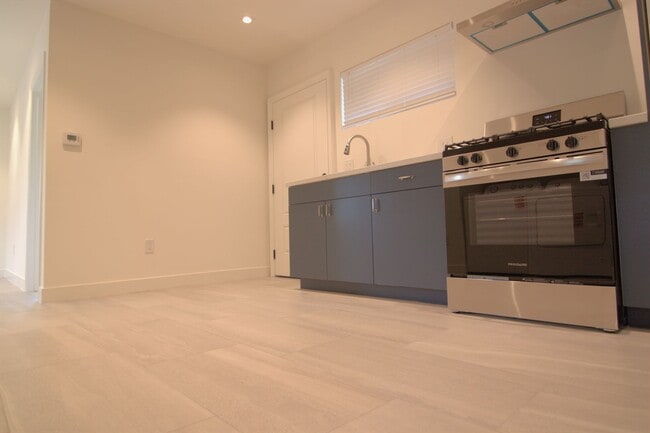 Photo - Harding Ave Unit 1