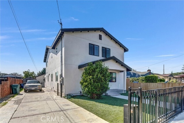 Photo - 10517 Firmona Ave