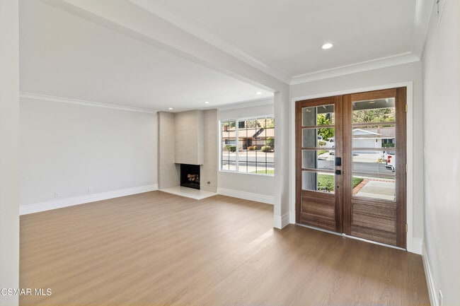 Photo - 145 Columbia Rd