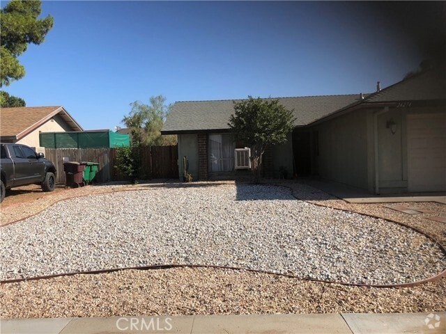 Building Photo - 24274 Tierra de Oro St Rental