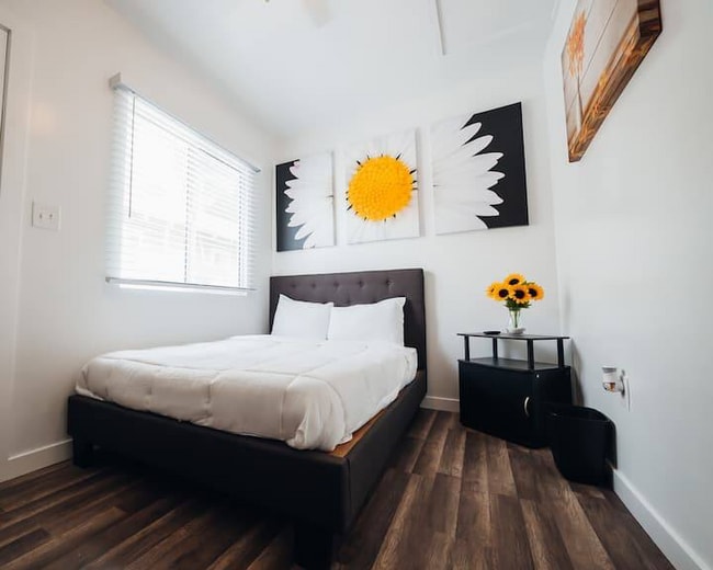 Photo - 2115 N Raymond Ave Unit 2123 B