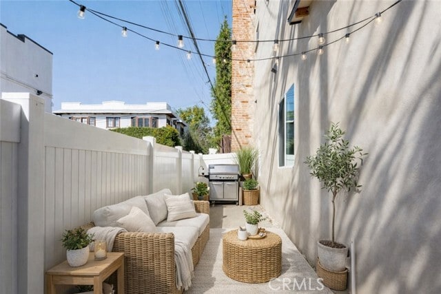 Photo - 1375 N Mentor Ave