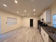 Photo - 1019 S Osage Ave Unit A