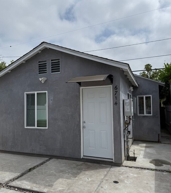 Photo - 6714 Etiwanda Ave House