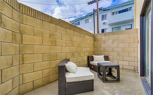 Photo - 1431 S Bedford St Unit #4