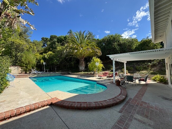 Photo - 22924 De Kalb Dr Unit Guesthouse ADU