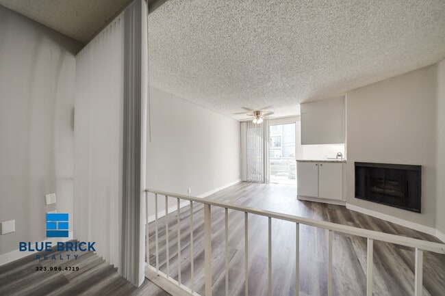 Photo - 8430 Cedros Ave Unit 111