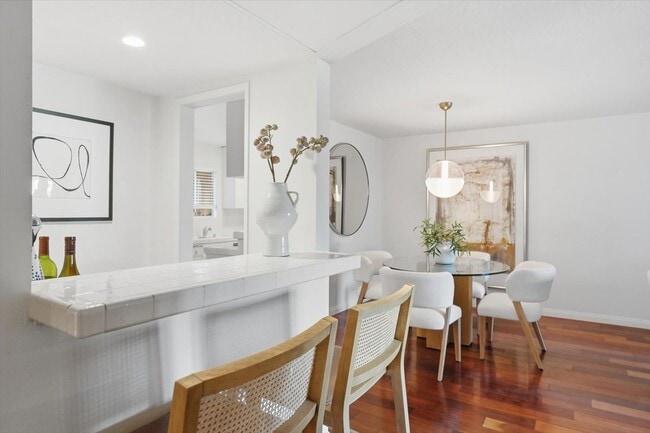 Photo - 222 7th St Unit 202