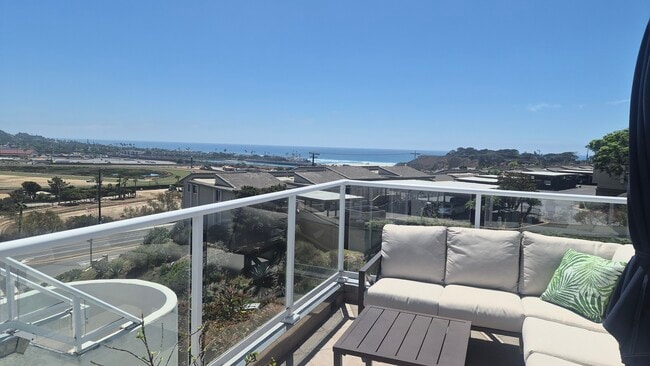 Private patio deck with ocean views! - 307 Longden Ln Unit Longden Lane
