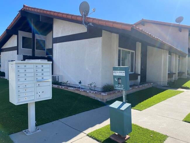 Building Photo - 2638 Phipps Ave Unit #C