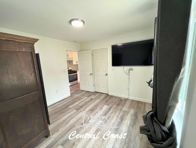 Photo - 0 E Tunnell St