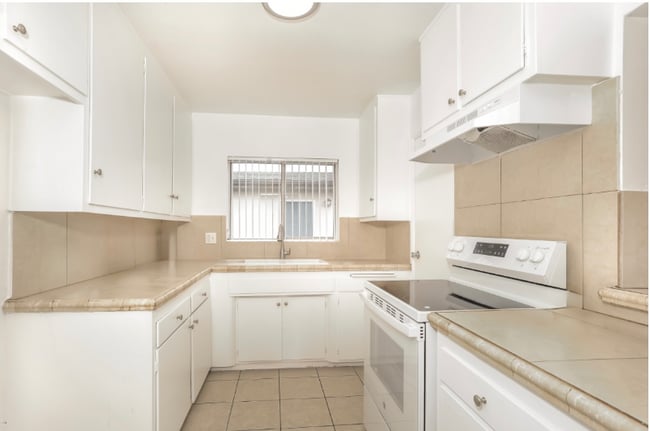 Photo - 400 E Live Oak St Unit 21