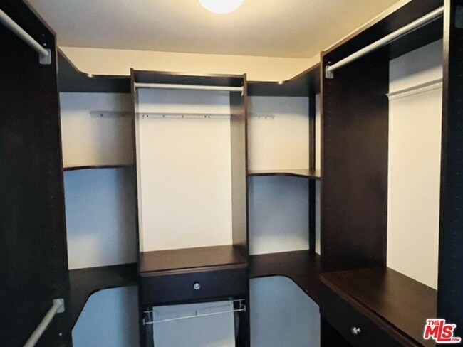 Photo - 7320 Hawthorn Ave Unit 308