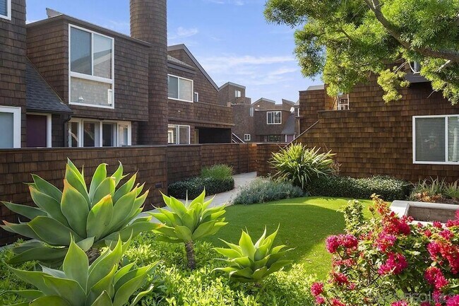 Photo - 325 S Sierra Ave Unit 25