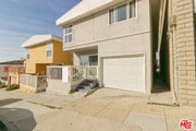 Photo - 225 Rosecrans Ave