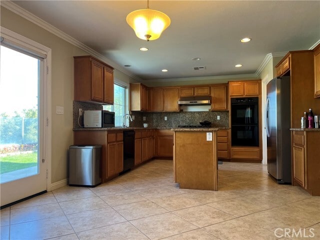 Photo - 16657 China Berry Ct