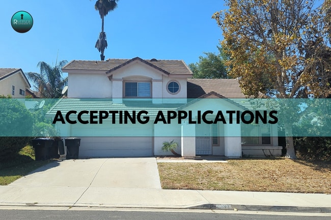 Spacious 3-Bed, 3-Bath Home in Riverside - Spacious 3-Bed, 3-Bath Home in Riverside