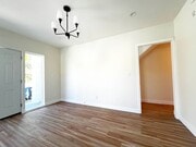 Photo - 584-588 Cypress Unit 588