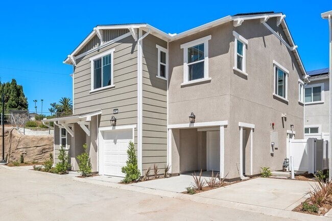 Building Photo - 1523 Wingwood Ln Rental