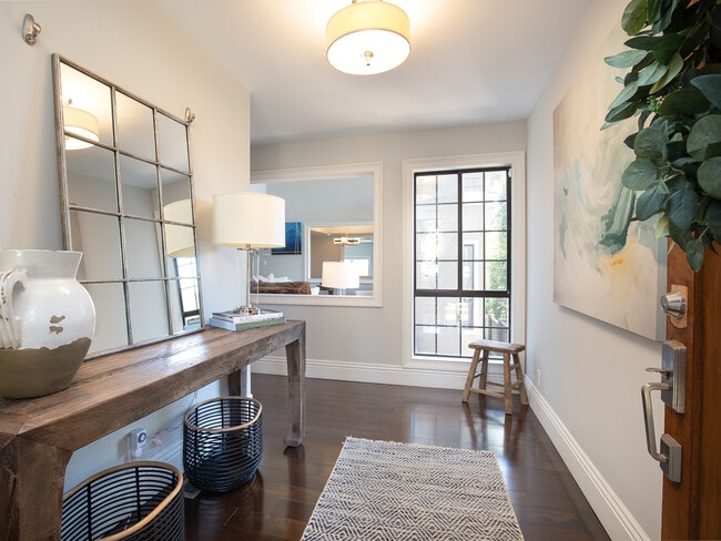 Photo - Exquisite Tree Section Home with A/C
