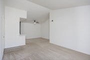 2BR, 2BA - 925SF - Living/ Dining Room - Central Park