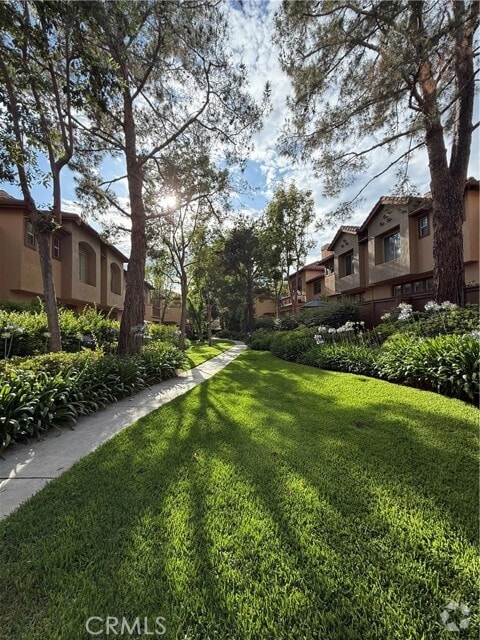 Building Photo - 2771 Dunstan Dr Rental