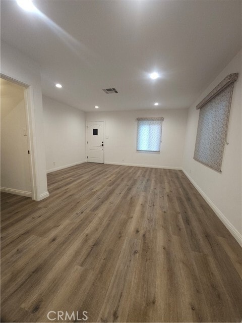 Photo - 17423 Burbank Blvd