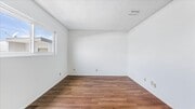 Photo - 636 E Harvard Rd