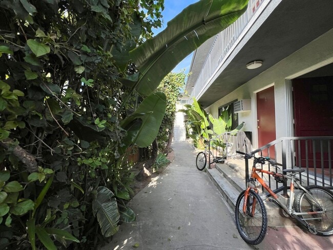 Photo - 12737 Matteson Ave Unit 8