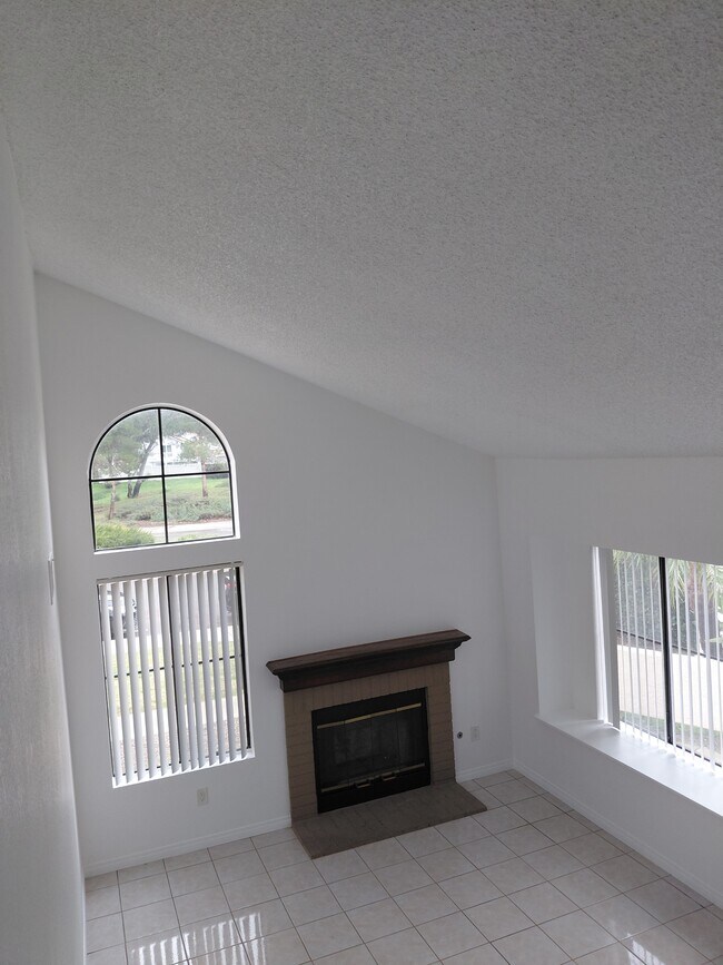 Photo - 2331 Conway Dr