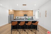 Photo - 841 N McCadden Pl Townhome