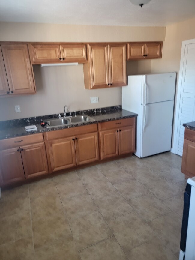 Building Photo - 3593 Dalbergia St Unit D
