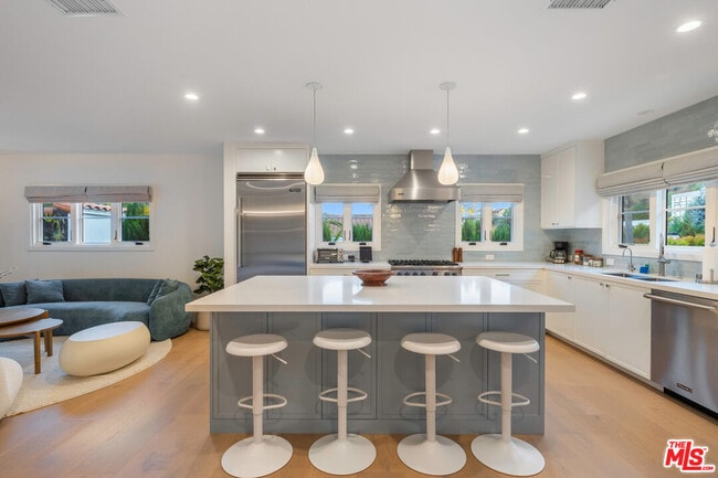 Photo - 1948 N Curson Ave