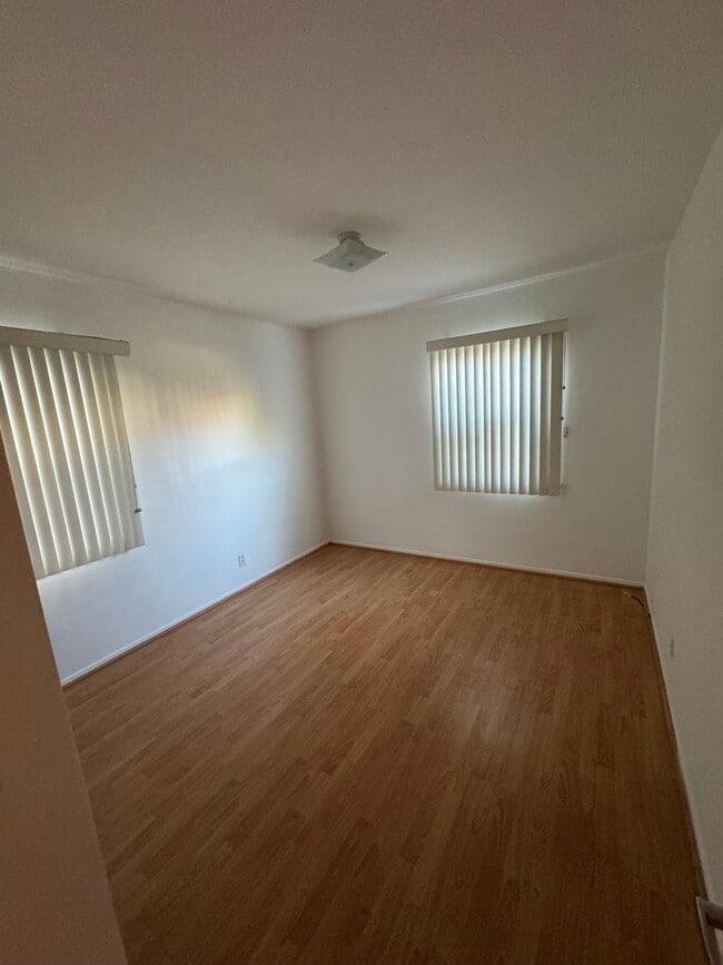 Photo - 11976 Walnut Ln Unit 11976 Walnut Ln