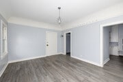 Studio - 500SF - Living Room - 1432 N Formosa Ave