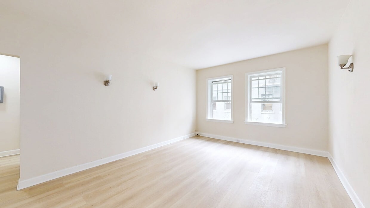 3D Tour - 702-708 S. Mariposa Ave.